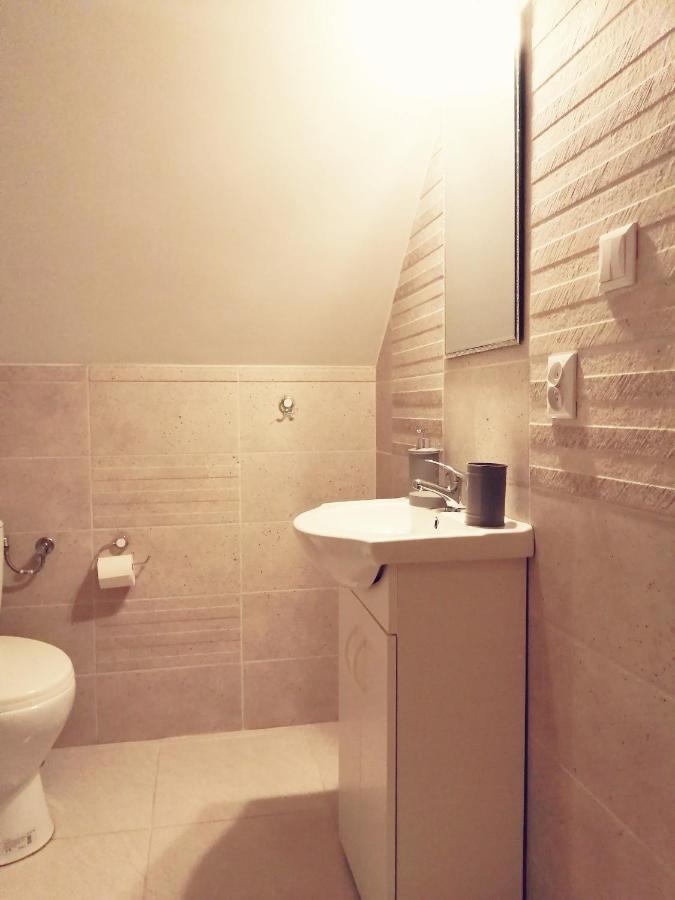 Chrzaszczewo Widokowe Wzgorze 2 Apartment Uherce Mineralne Bagian luar foto